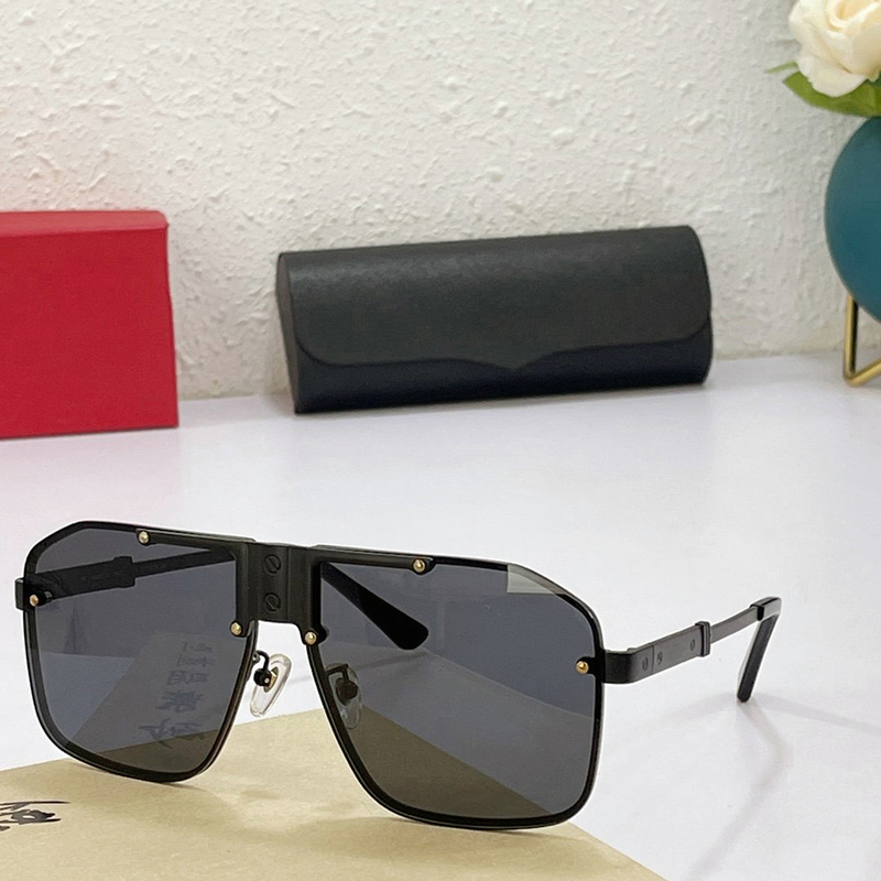 Luxury Designer Sunglasses for Women Classic Gold Metal Full Rim Optical Frame Rectangle Sun Glasses Man Sunshade Oversized Eyeglasses Lunettes w