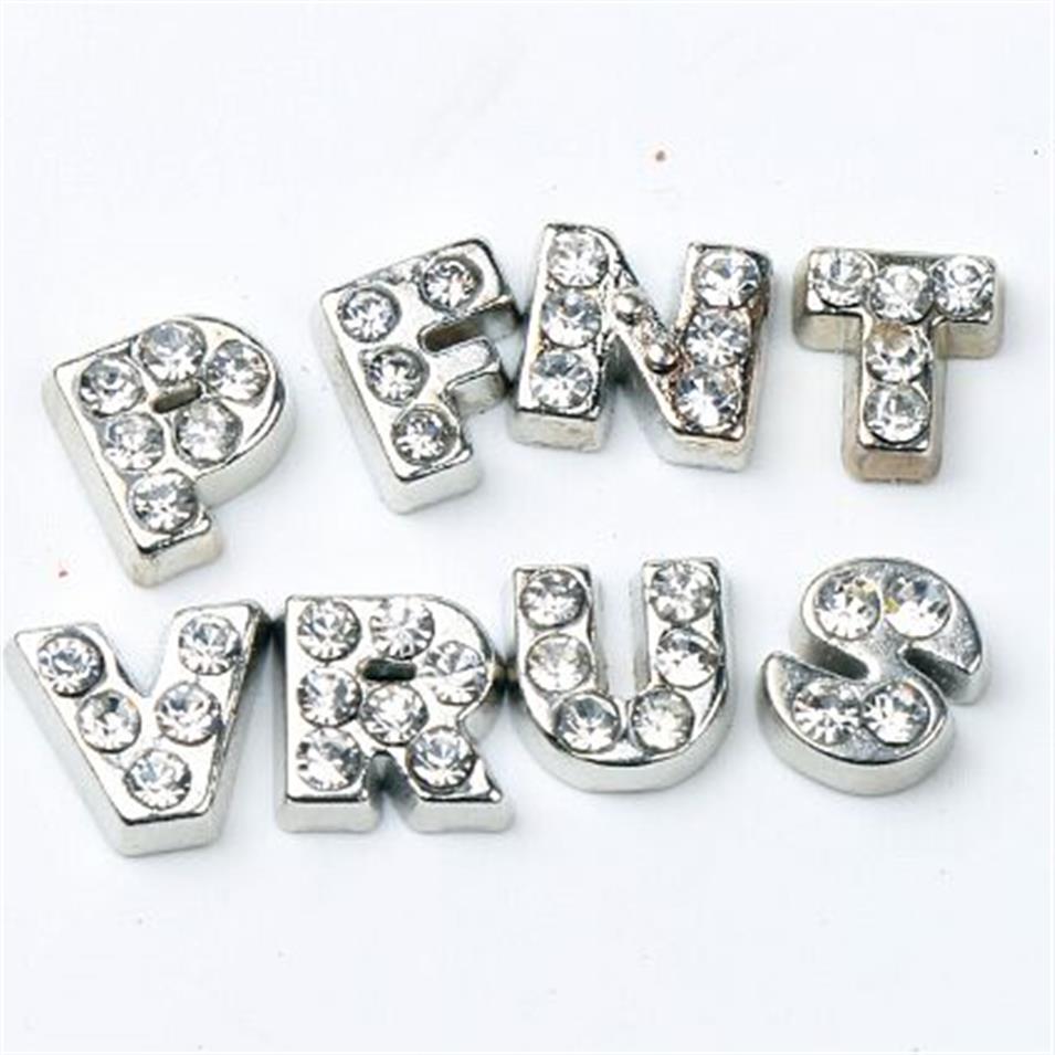 

104pcs lot A-Z Crystal Letter Heart Floating Charm for Glass Living Memory Locket Jewelry Findings Components222h