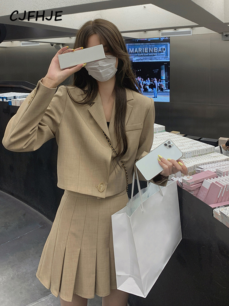 

Two Piece Dress CJFHJE Preppy Style 2 Set Women Casual Fashion Kawaii Clothes Y2K Crop Tops Blazers Mini Skirts Suits Lady 221010, Khaki and brown