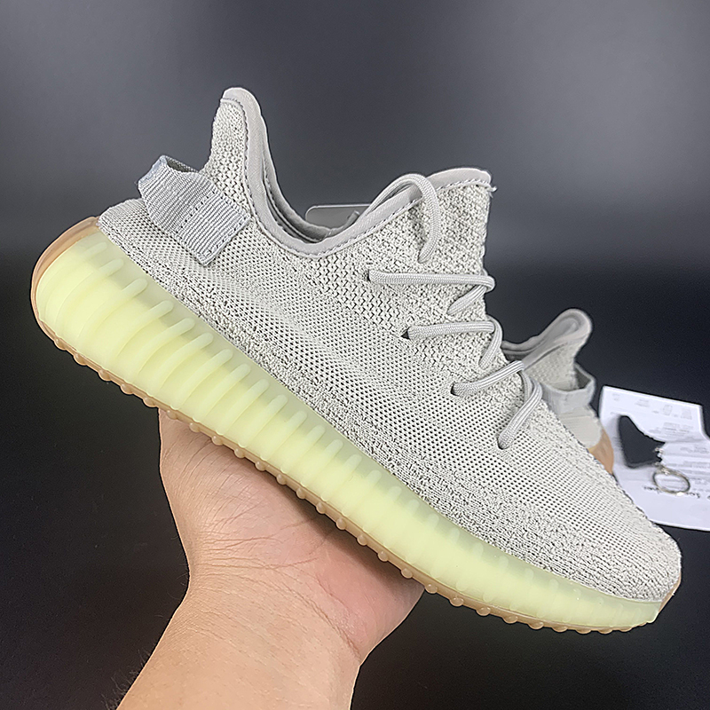 

Classic Sports Shoes Casual Shoes women outdoor trainning men sneakers lundmark reflective Marsh shoe size 36-48, Contact us for more products pictures