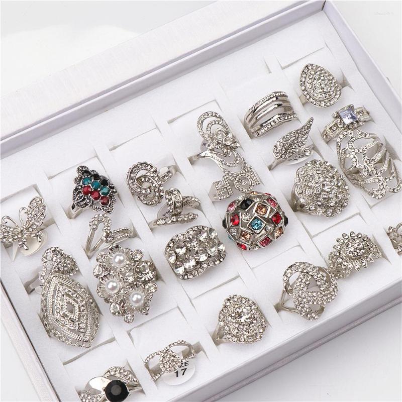 

Cluster Rings 24pcs/set Fashion Rhinestone Silver Color Metal Ring For Women With A Display Box Mix Styles Party Gift Jewelry Wholesale