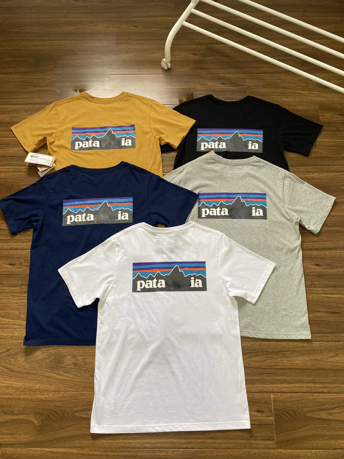 

Men' T-Shirts Spring and summer new letter men' and women' cotton sports casual short sleeve T-shirt, Black