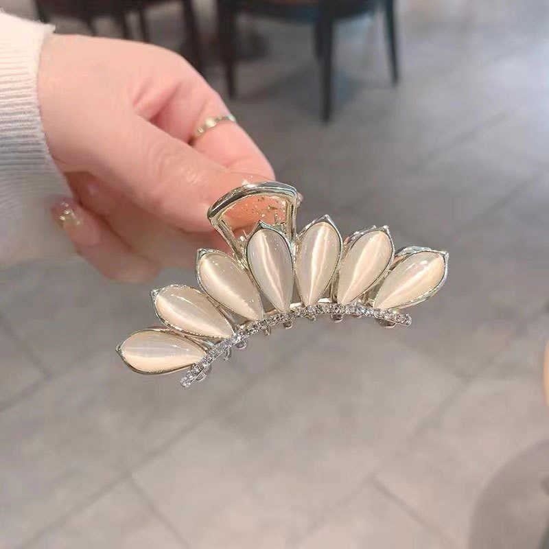 

Hair Clips crown opal medium grip advanced niche hairpin alloy fairy shark clip at back head