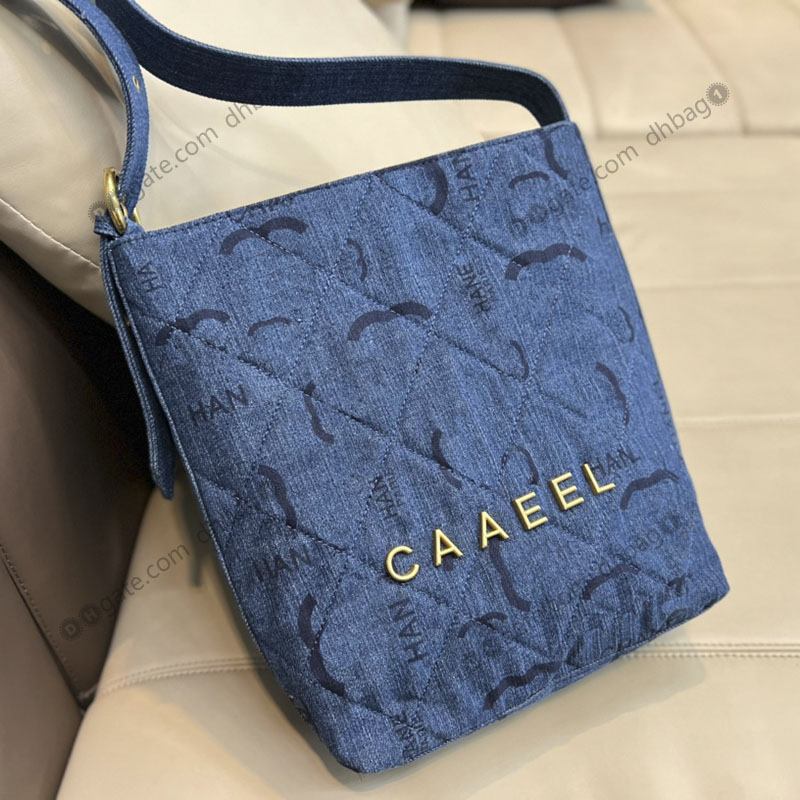 

Women Luxury 2022 Demin Shopping Tote Bag Blue and Black Full Prints Shoulder Crossbody Gold-Tone Letters Hardware Designer Handbags Multi Pochette Sacoche 24x30cm