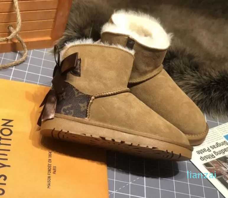 

Hot sell AUS classical Design L Bow women snow boots bowknot keep warm short winter Genuine Leather Sheepskin plush boots, Brown
