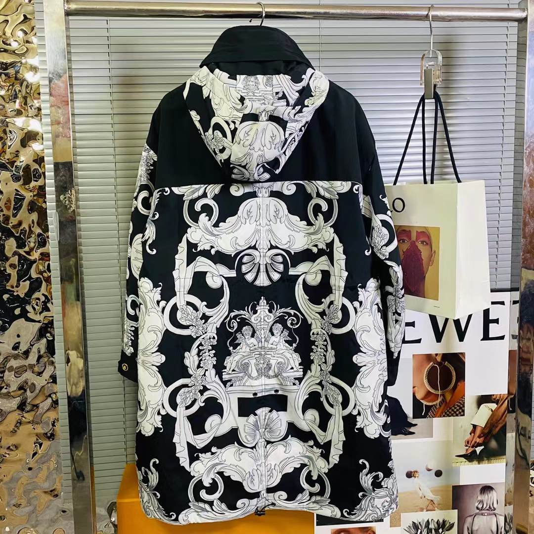 

Designers Women's Trench Coats down jacket coat Fashion Verrace new Autumn Winter print patchwork cap high neck and long trench size SMLXL Europe America hoodies top