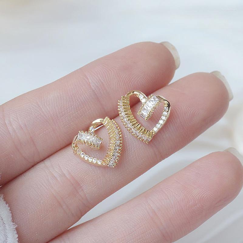 

Stud Earrings Korean Trendy Design Twist Heart CZ For Women Bling Shine Zirconia Gold Color Earring Jewelry PendantStud
