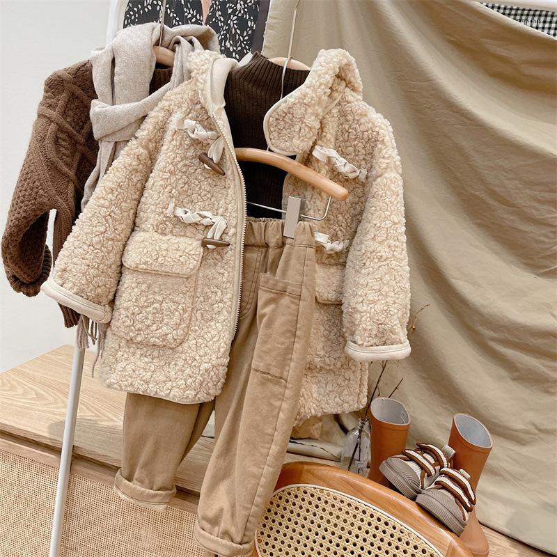 

Jackets 3915J Children Coat 2022 Winter Casual Loose Hooded Girl's Horn Buckle Fashion Lambswool Warm Big Pocket Boy's Outerwear, Khaki coat