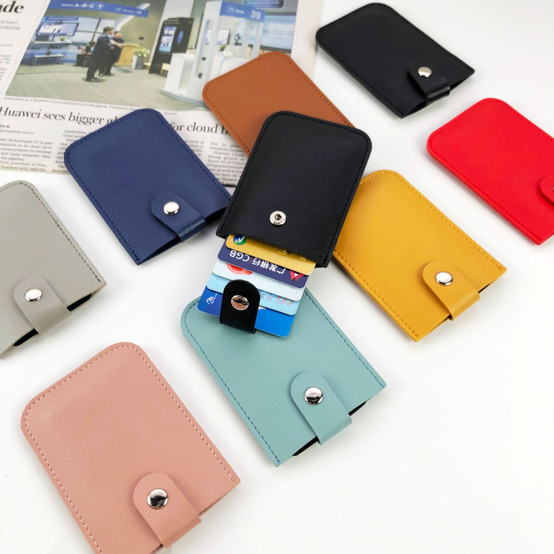 

DHL100pcs Card Holder Women PU Plain Multifunctional Cascade Pull-out Protable Hasp Short Wallet Mix Color, Red