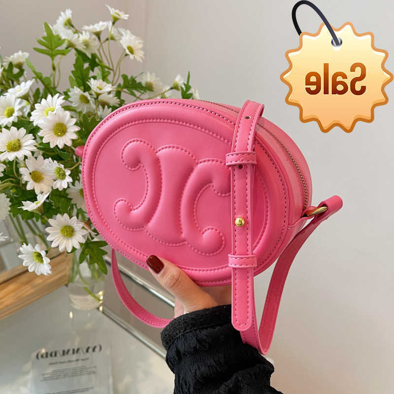 Designer bags Arc De Triomphe Pu Moon Cake Pig Nose Portable 2022 New Small Round Spring Summer Single Shoulder Msenger Mobile Phone Bag Factory Dir
