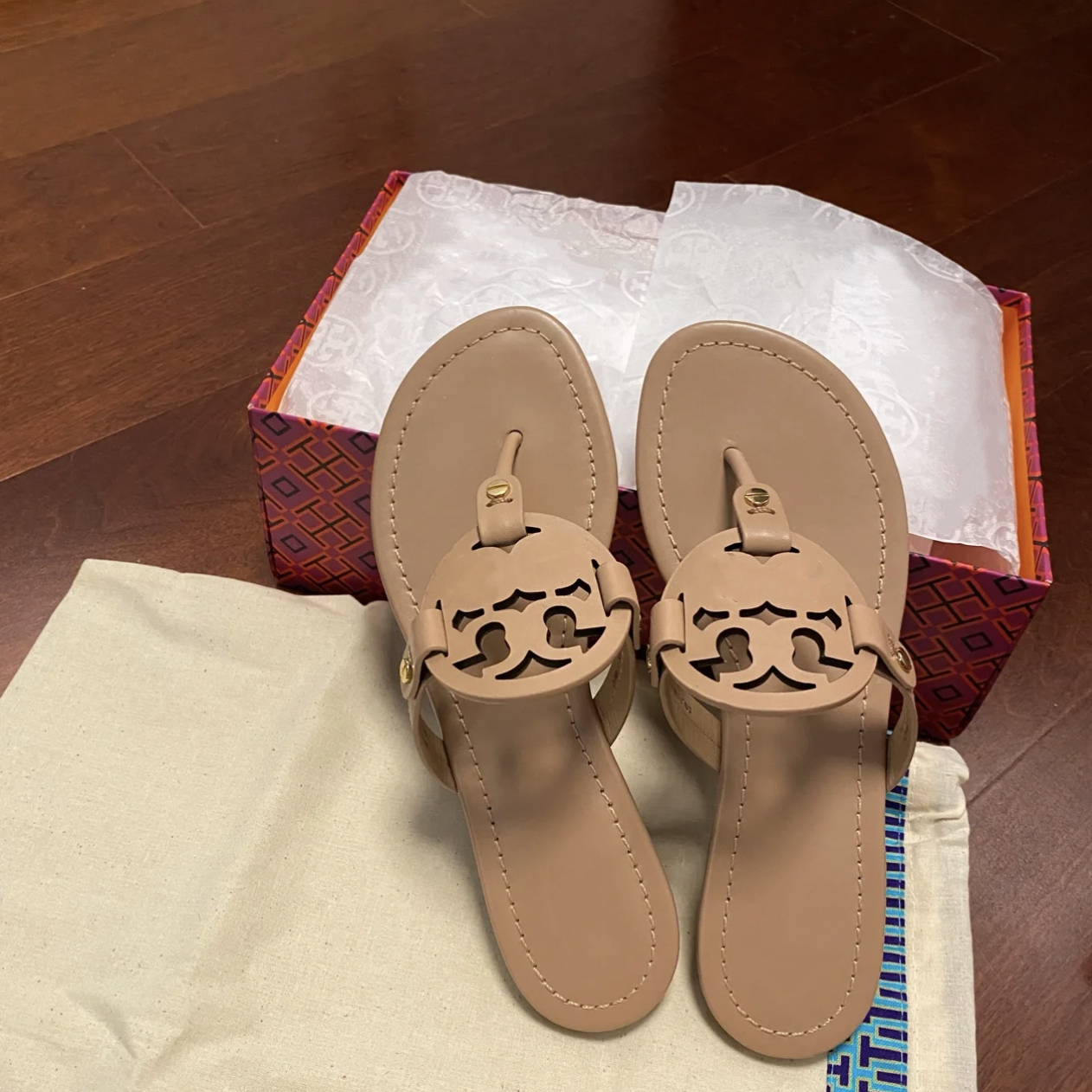 

Brand Ladies Sandals Designer Oram Sandals Women Slippers Flat Indoor Outdoor Summer Beach, 26