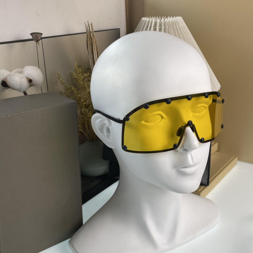 

luxury designer sunglasses for men mens Continuous design sunglasses for women woman large Cloak style fashion cool anti ultraviolet retro uv400 lenses with case