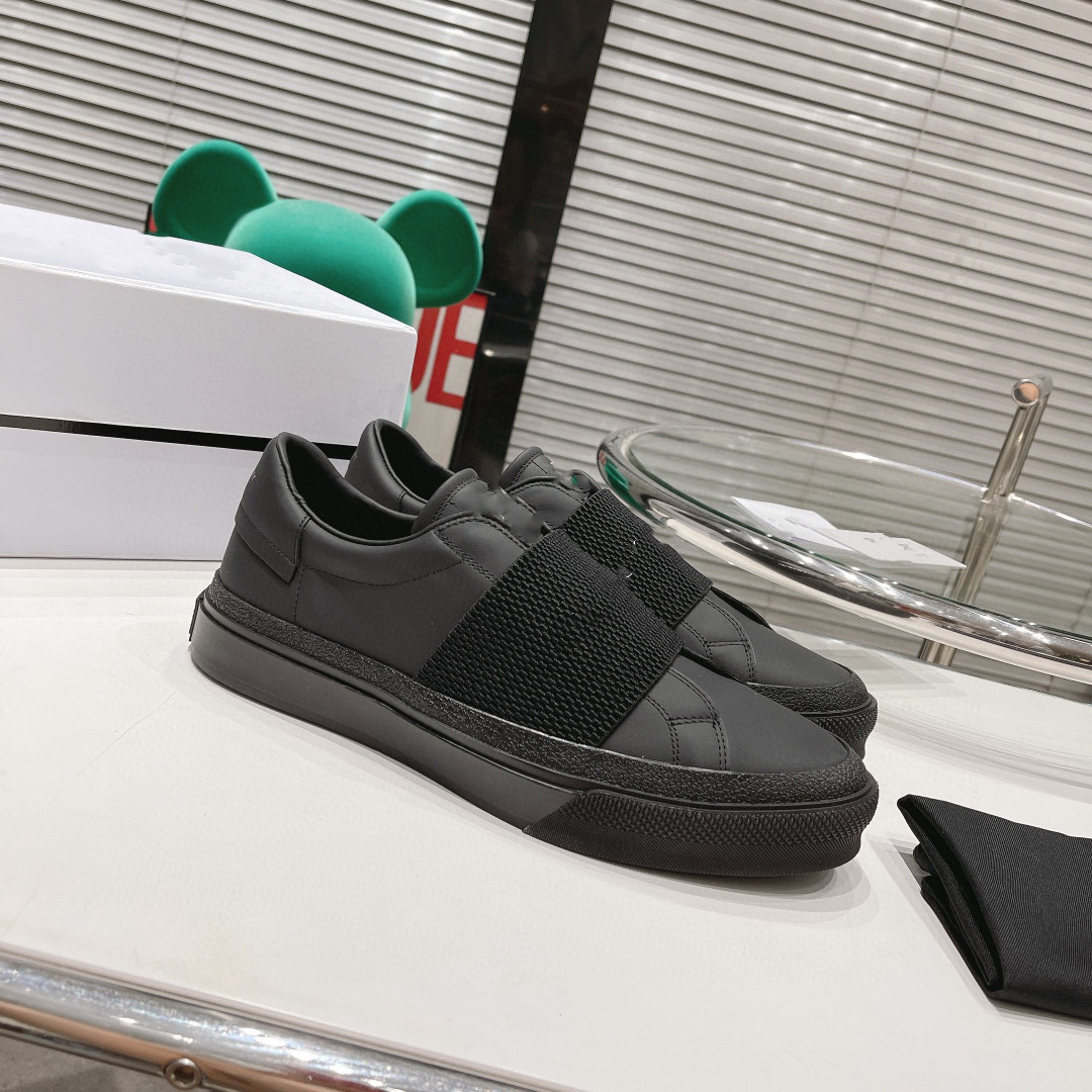 

shoes designer top version pure handmade 2022ss GIVEN Jixi small white shoes black, High quality laces