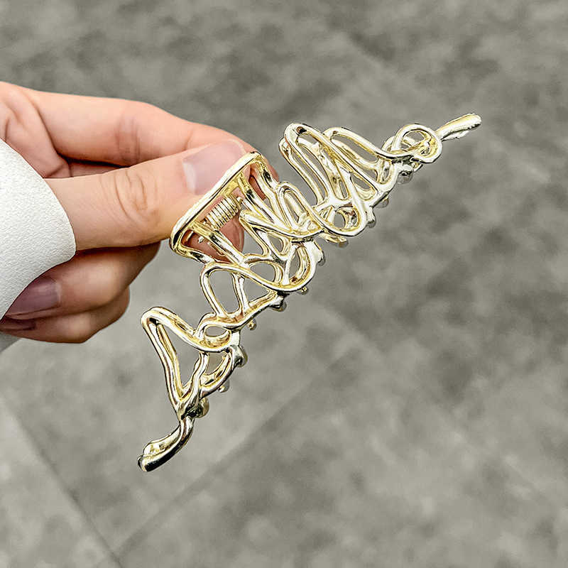 

2022 new back of head disc hairpin advanced sense net red shark clip Korean metal diamond inlaid liquid large grab clip