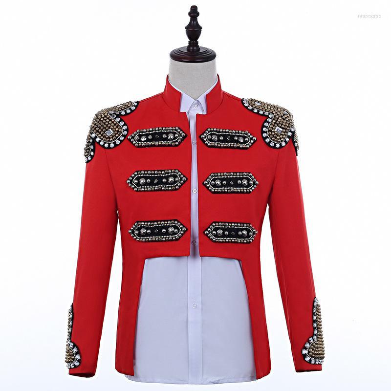 

Men' Suits Men' Pesonalized Design Male Rhinestone Bead Pattern Hollow Out Red Casual British Style Man Unique Performance Costumes