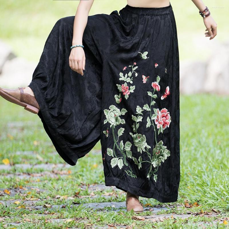 

Ethnic Clothing 2022 Chinese Vintage Satin Jacquard Bloomers Trousers Women National Flower Embroidery Harajuku Harem Pants Casual Baggy