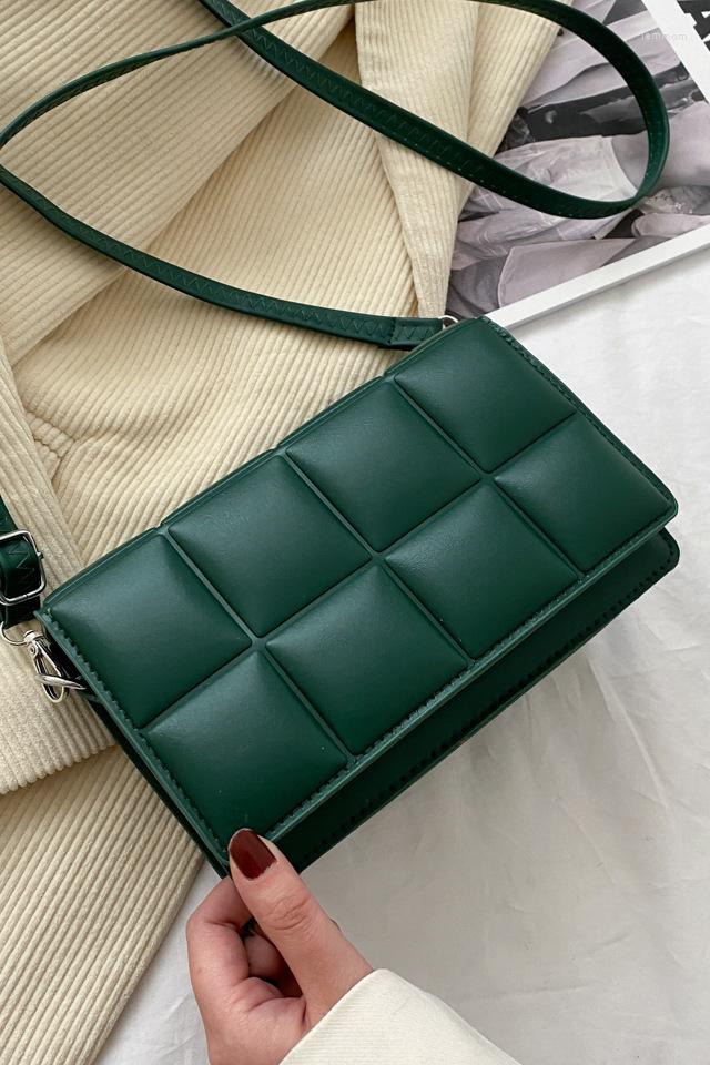 

Evening Bags 2022 Leisure Solid Color Fashion Shoulder Handbags Female Travel Cross Body Bag Weave Small PU Leather Crossbody For W, Brown