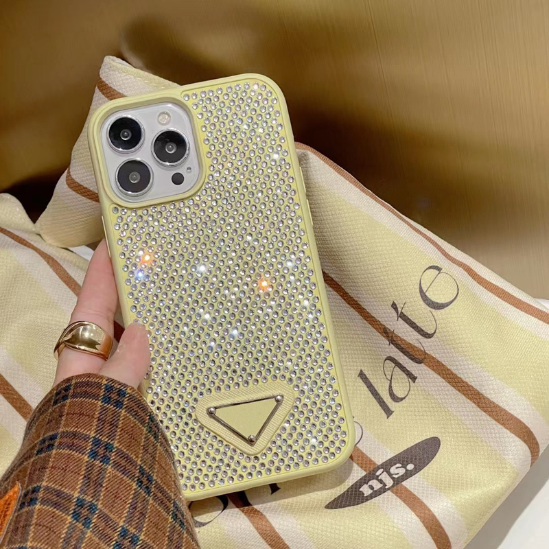 

New Designer Cell Phone Cases For Iphone 14pro Max Triangle Wih Diamonds Case For Iphone 13 12 14plus Macaron Flash Drill Shell D2210101F, Yellow