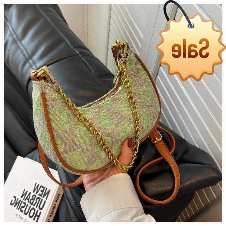 Les sacs de créateurs sont Triomphe Women's Shoulder Denim Embroderie tridimensionnelle aisselle Air Air Air Canvas Chain Sac Vente directe