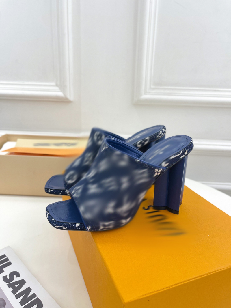 

Summer beach fashion womens lazy low heeled slippers leather letter cartoon metal canvas large 35-40 -070, Picture color