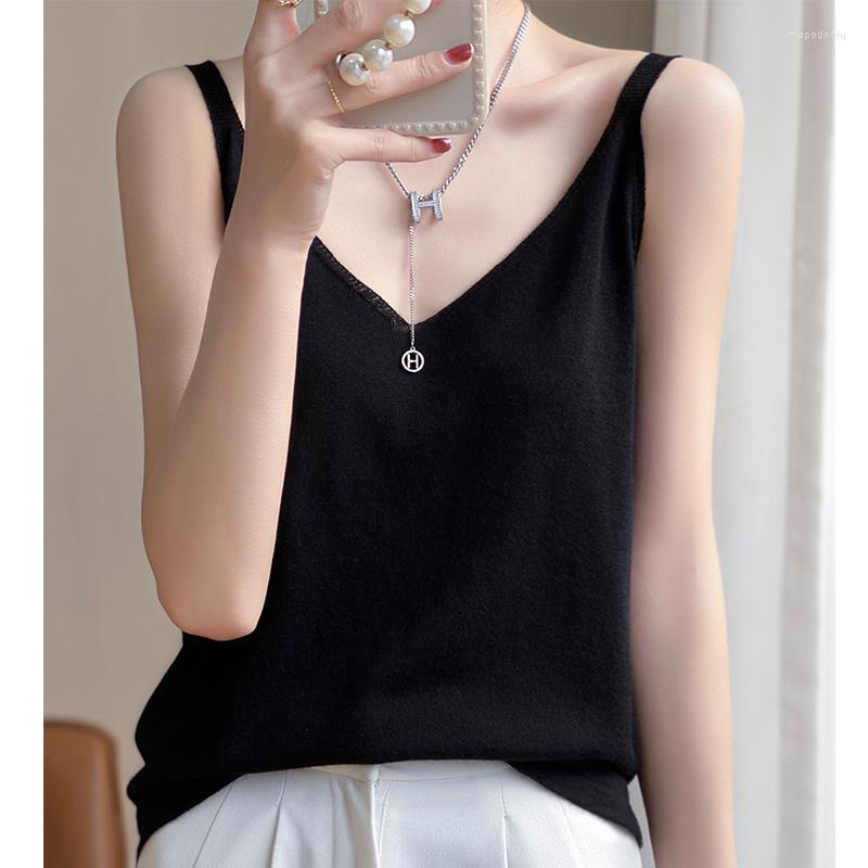 

Women' Tanks Spring And Autumn Pure Wool Female V-Neck Solid Color Loose Fashion All-Match Sleeveless Knitted Sweater Top Camisole, Black