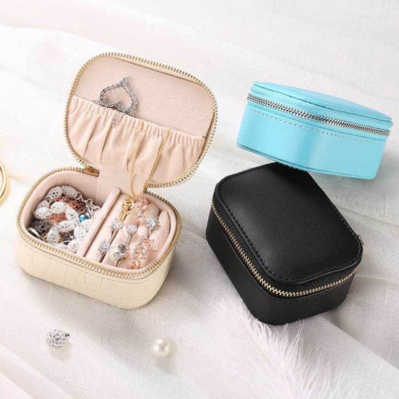 

Jewelry Pouches European Style Box Faux Leather Earrings Necklace Bracelet Storage Case
