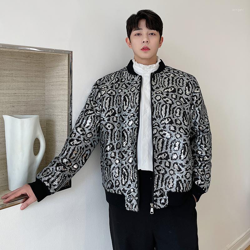 

Men's Jackets Leopard Sequins Jacket Men Vintage Fashion Loose Casual Short Baseball Collar Stage Show Clothing Man Coat, H1570