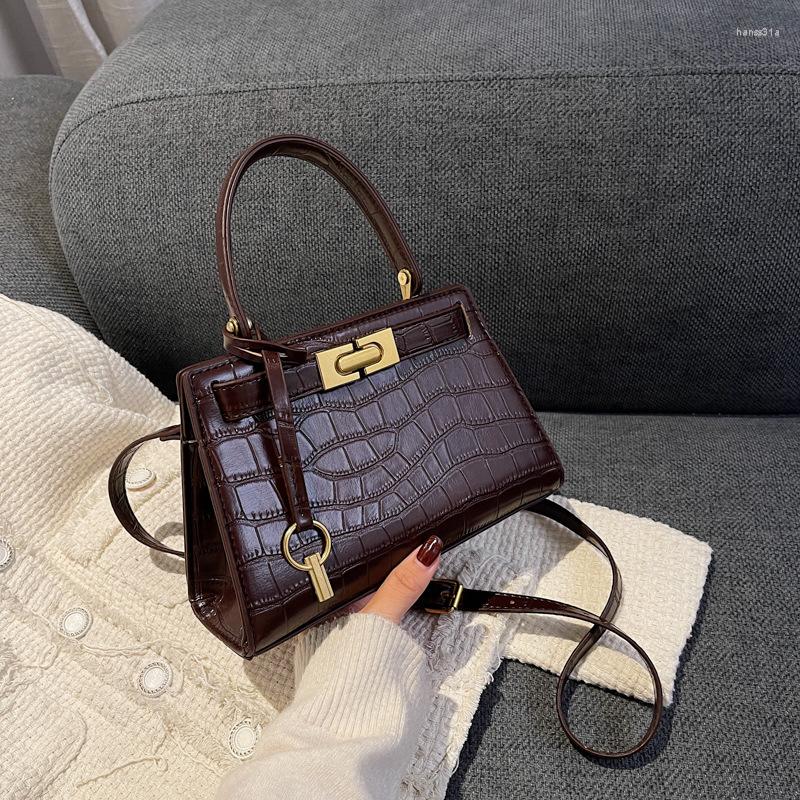 

Evening Bags Simple Casual Small Bag Female 2022 Fashion Handbag Shoulder Messenger Handbags Women, Brown