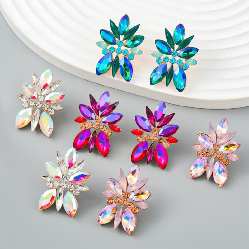 

2022 New Chandelier Colored Diamond Personalized Flower Alloy Earrings Fashionable Female European And N Temperament Earrings