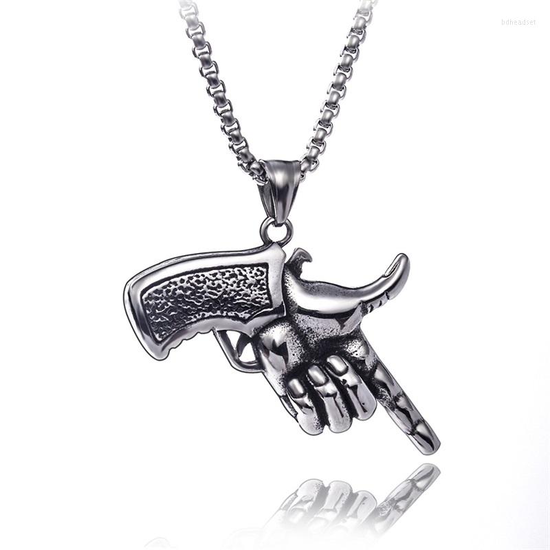 

Pendant Necklaces Sheishow Pistol Neckchain Stainless Steel Jewelry Golden Gun Hip Hop Classic Chain Finger Necklace For Men Accessories