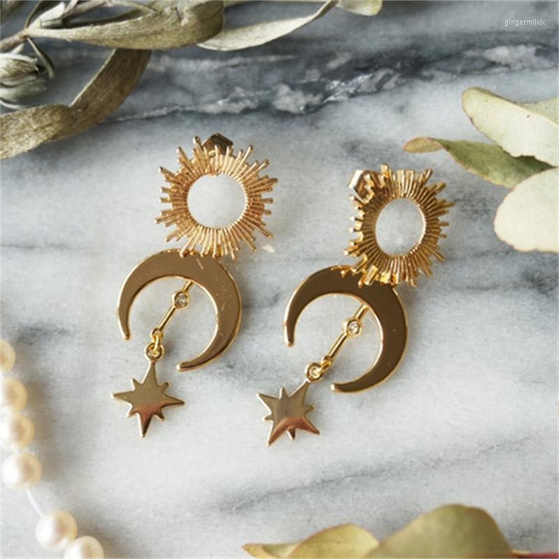 

Dangle Earrings Vintage Style Sun Moon Star Metal Pendant Charm Women Inlaid Crystal Wedding Engagement Party Gifts Jewelry
