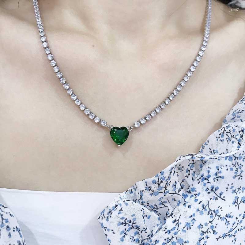 

Pendant Necklaces Luxury Green Heart Necklace Fashion Inlay Full Dazzling Zircon Silver Charm Neck Chain Fine Jewelry For Women Wedding