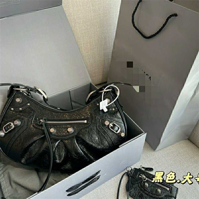 

Evening Bags Designer Bags Balenciga Handbag Refined Locomotive Package Is Fashionable and Stylish with High Appearance, Powder
