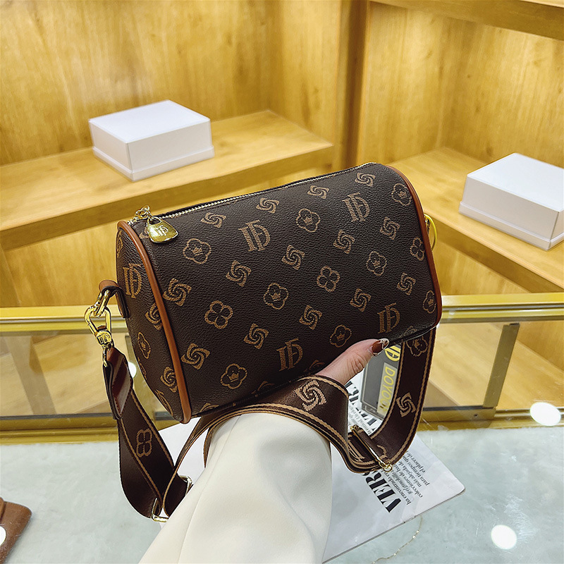 

Evening Bags Women Boston Female Brand Design Luxury Brown Coffee Floral PU Leather Crossbody Print Pillow Messenger 221010, 1036 coffee