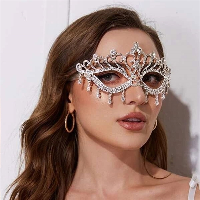 

Other Luxury Party Eye Mask Masquerade Decoration Crown Alloy For Women Decor Accessories party Gift 221008