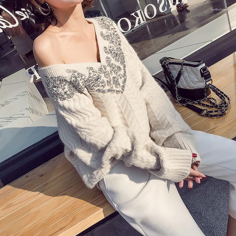 

Women' Sweaters Heavy Industry Hand Nail Bead V-neck Pullover Sweater Women' Loose Lazy Casual Knitting Twist Bottoming Fashion Design, Beige