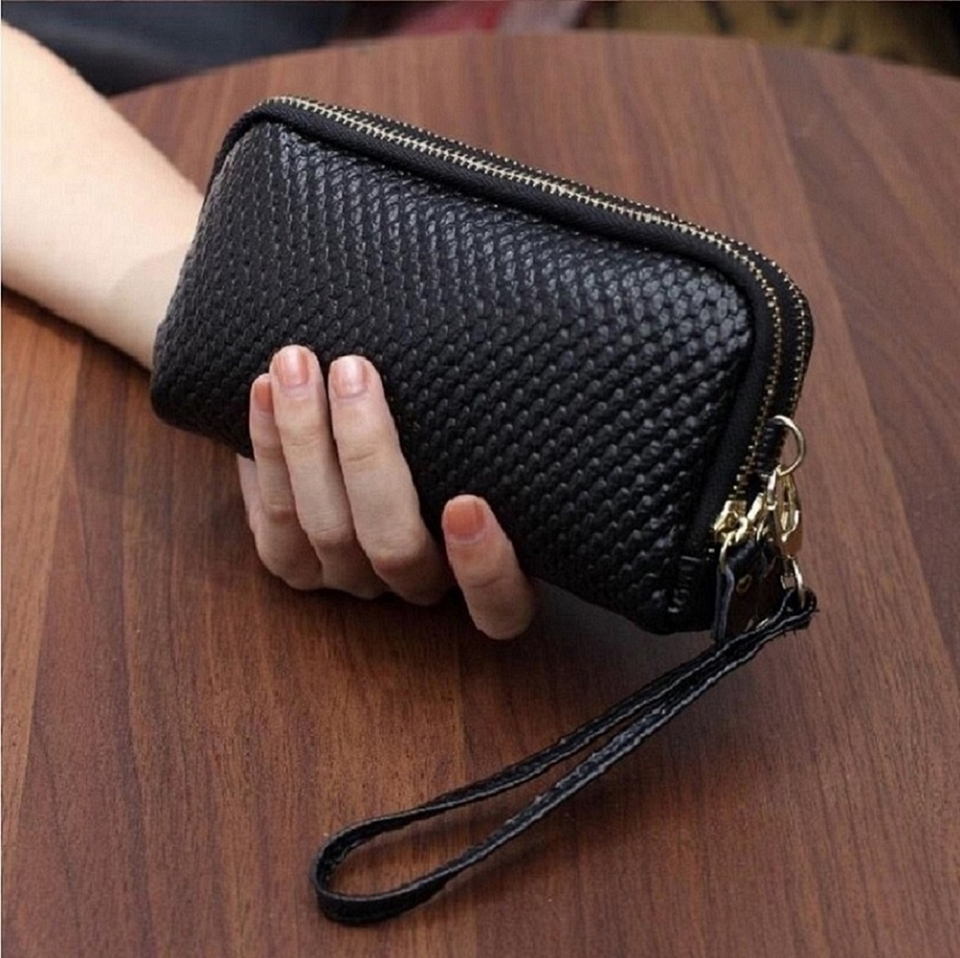 

SADWERWERW RWE Designers POCHETTE Messenger Bag Purse METIS, Black