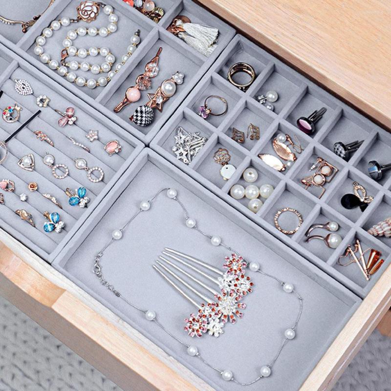 

Jewelry Pouches Fashion Portable Flannel Ring Display Necklace Organizer Box Velvet Bracelet Tray Holder Earring Storage Case Showcase