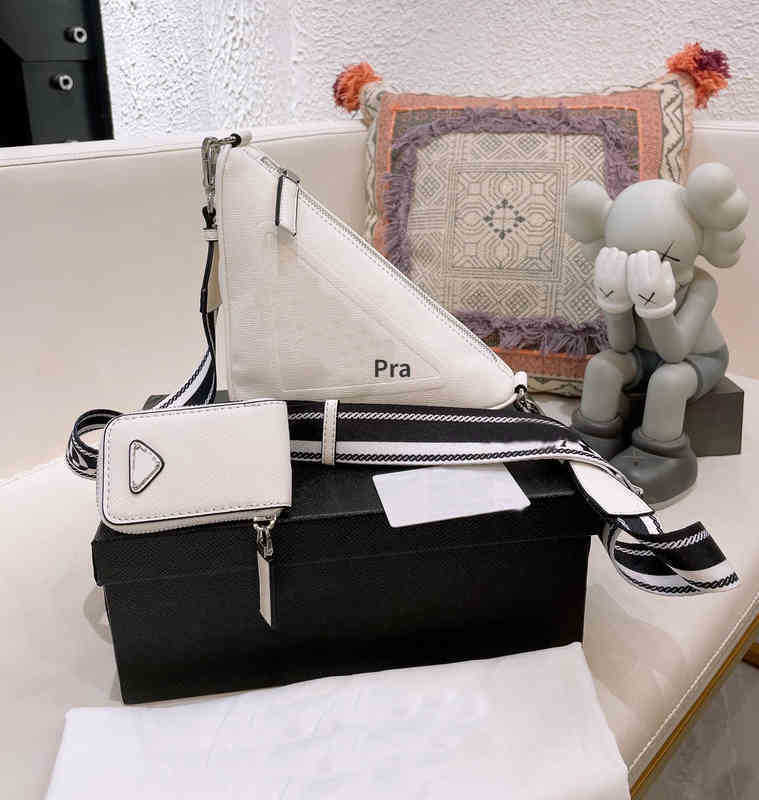 

Evening Bags Shoulder Bag PRAbag Triangle Designer Bags Women 2 In 1 Crossbody Bags Handbag Strap With Wallet Fashion Letters Purse 220908, Prabag- black