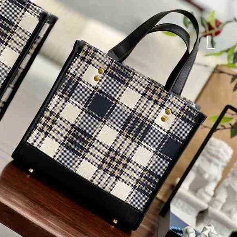 

Totes Shoulder Bags Luxury Brand Bucket Tote Women Handbag Patch Color Canvas Designer Shopping Crossbody Female Purses 221010, Pink