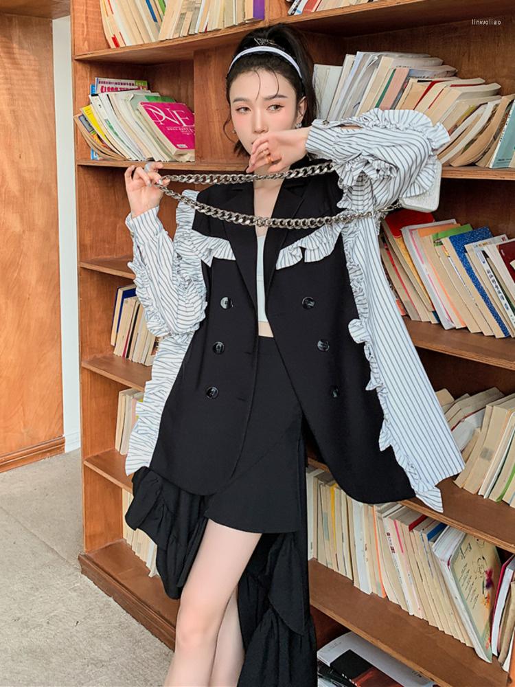 

Women' Suits Double-breasted Blazer With Black Paneled Ruffles 2022 Spring Minority Design Flying Sleeves Stripes Suit Jacket B683