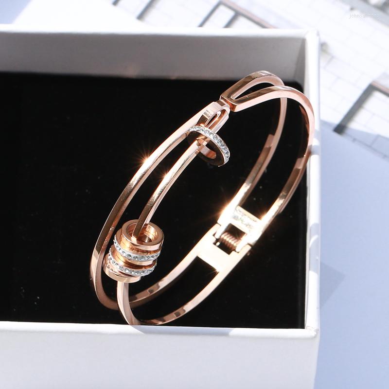 

Bangle YUN RUO 2022 Arrival Super Shiny Full Crystal Rose Gold Color 316L Titanium Steel Jewelry Woman Never Fade Chic Style