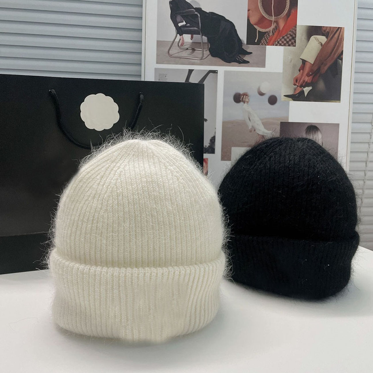 

23ss 2colors Classic Designer Hats Autumn Winter Beanie Hat Men Women Universal Fashion Knitted Cap Wool Outdoor Recreation Warm Beanies, White