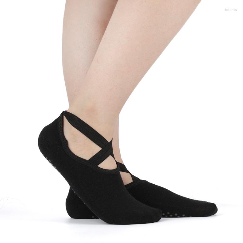 

Sports Socks 1 Pair Women Cotton Yoga Ballet Cross Straps Backless Pilates Sock Lady Non-Slip Foot Boat Dance Protector, Black