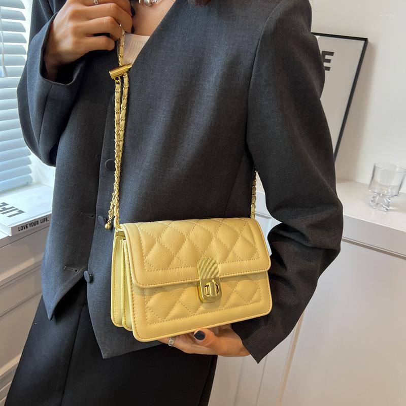 

Evening Bags Luxury Designer Women Shoulder Crossbody Diamond Chain For Ladies Brand Pu Leather Woman Messenger Bag, Beige