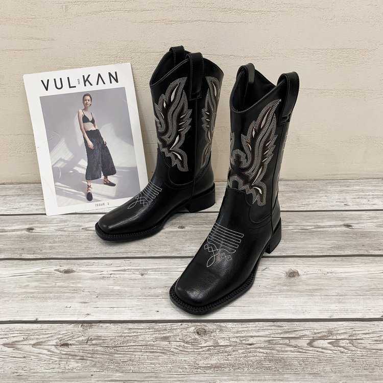 

Boots thick heel wild western cowboy v-mouth embroidery sleeve riding middle tube square head rider boots, Black