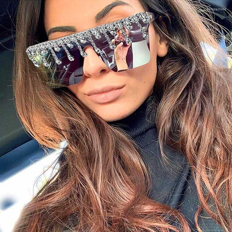 

Sunglasses Trendy Diamond Square Oversized Women Crystal Drip Fashion Flat Top Mirror Shades Feast Party Eyewear