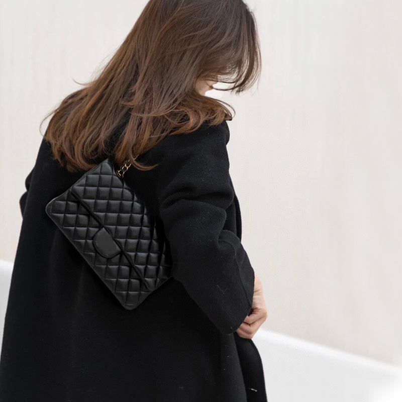 

10A Top qualitywoman crossbody bag 25cm A01112 Fashion sheepskin shoulder bags famous chain bagss designer bags flap bagsss Luxurious lady purse With box C001