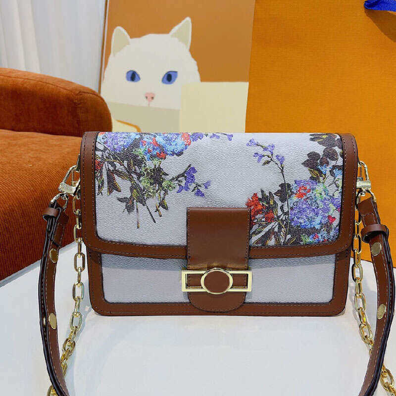 

Evening Bags Women Dauphine Handbag Crossbody Bag Genuine Leather Flower Pattern Detachable Strap Chain Flap Shoulder Messenger Bags Colore
