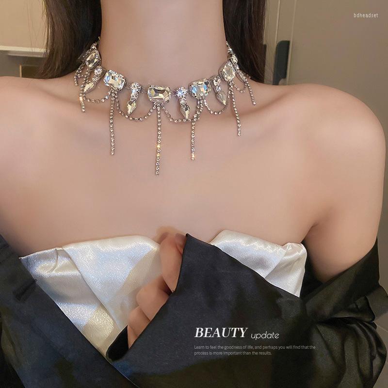 

Choker Necklaces For Women European And American Diamond Tassel Temperament Light Luxury Clavicle Chain Elegant High-end Necklace